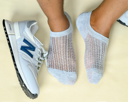 Clam mesh socks